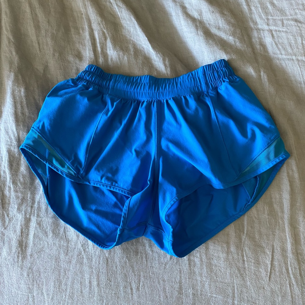 Lululemon Hotty Hot Shorts 2.5”